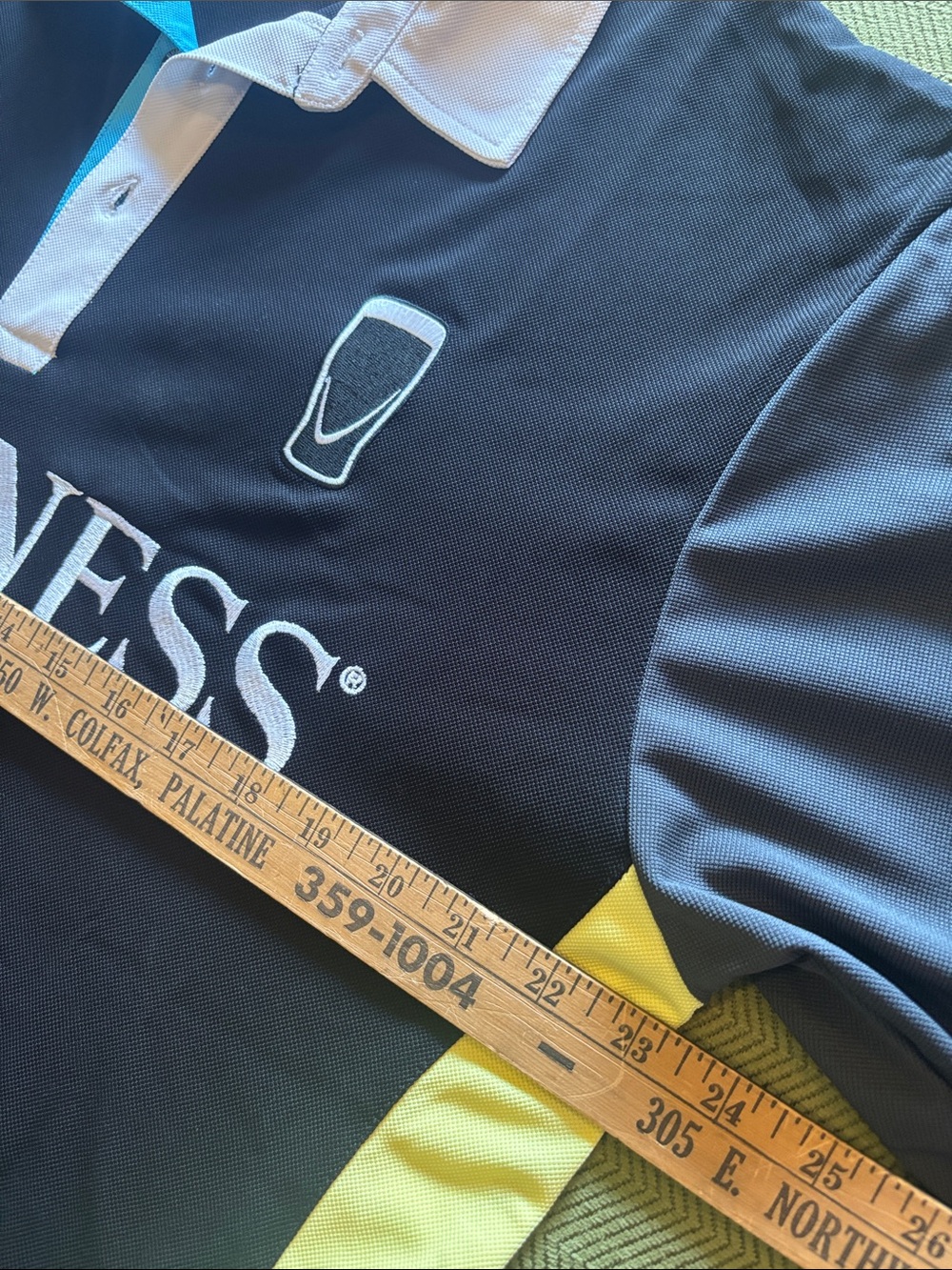 Guinness Rugby Shirt. - Picture 4 of 5